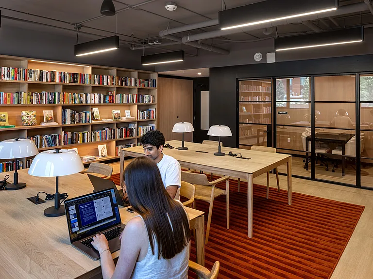 Versatile spaces for focus and creativity