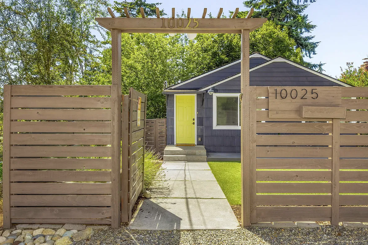 3 bed, 2.5 bath, 1440 sqft, $4,500 — Photo 1
