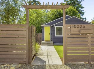 10025 Ashworth Ave N, Seattle, WA 98133