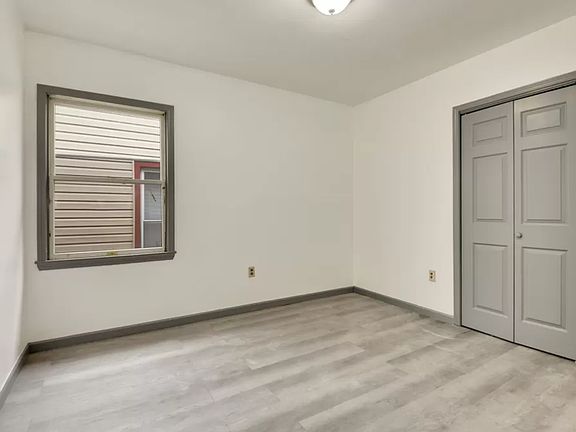 2nd image of 125 Bayview Ave #3