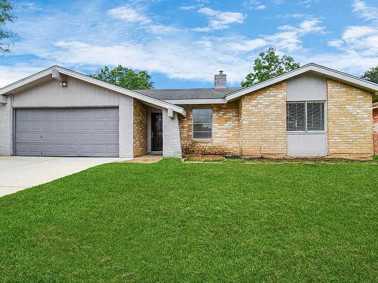10131 Kent Towne Ln — Photo 19