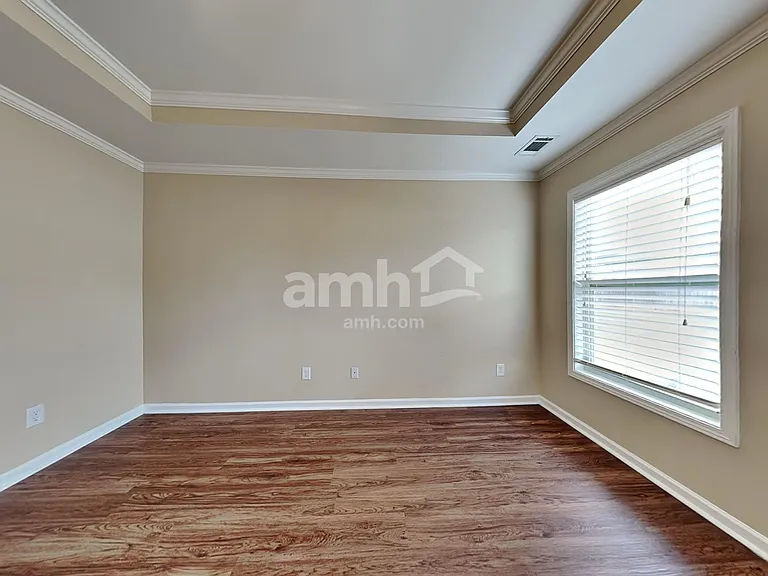 102 Shefleys Rd — Photo 8