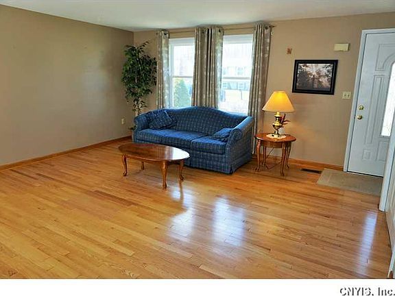 5th image of 8446 Torchwood Ln