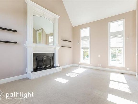 4th image of 5504 W 153rd St