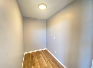 216 Exchange St #23, Chicopee, MA 01013