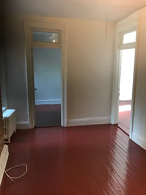 Rented by Keith Stuart Sprague Inc | media 15