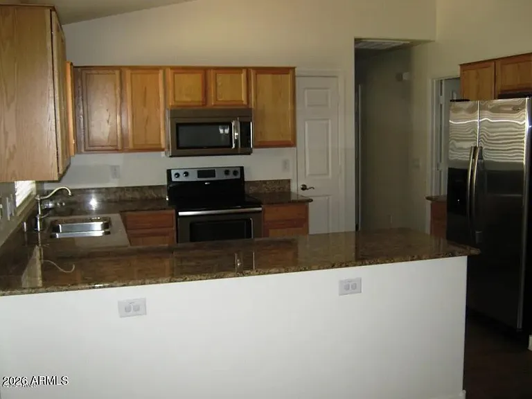 43283 W Cowpath Rd — Photo 2