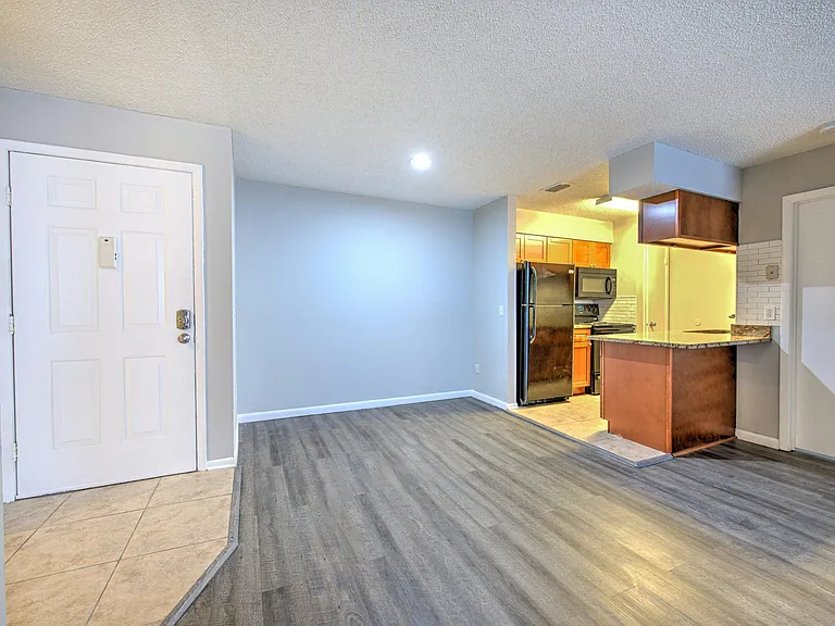 213 Berry Tree Pl — Photo 3