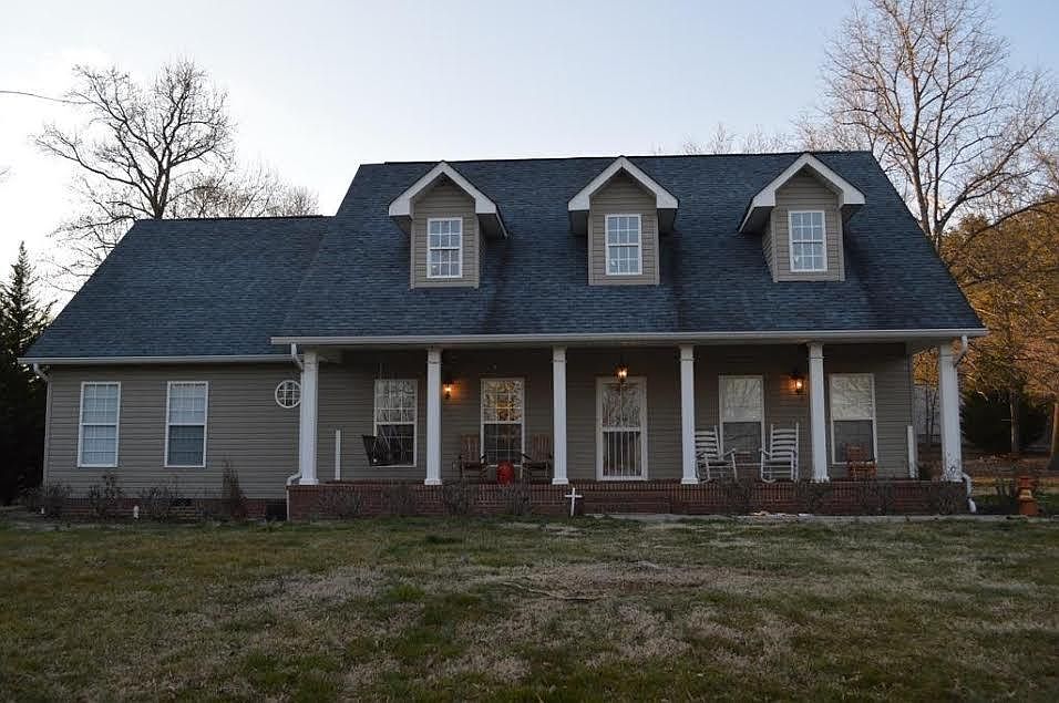 1st image of 386 SW Haven Dr