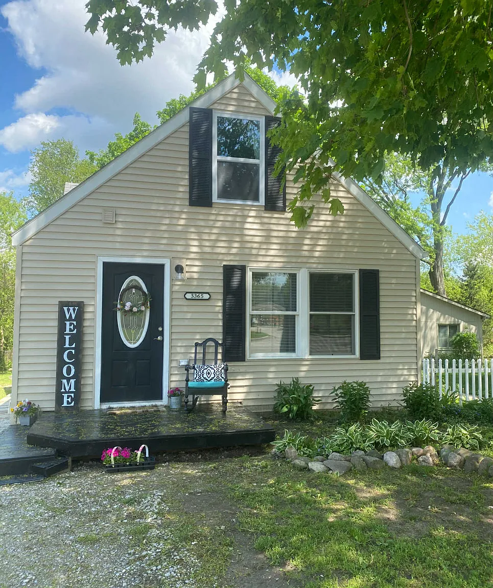 3365 Bathurst Ave photo 1