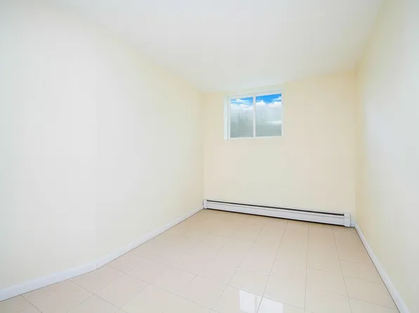 337 48th Street image 4 of 32