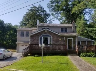 18 White Birch Trl, Stockholm, NJ 07460