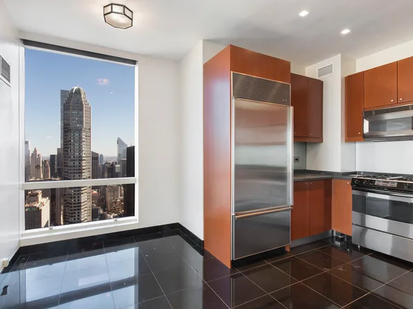 230 West 56th Street image 4 of 7