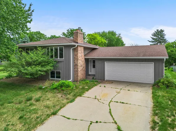 1445 Brittany Rd, Hastings, MN 55033