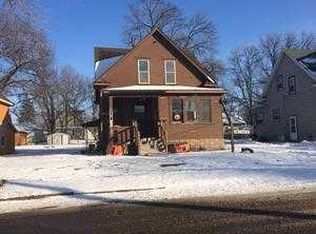 705 2nd St SE, Willmar, MN 56201