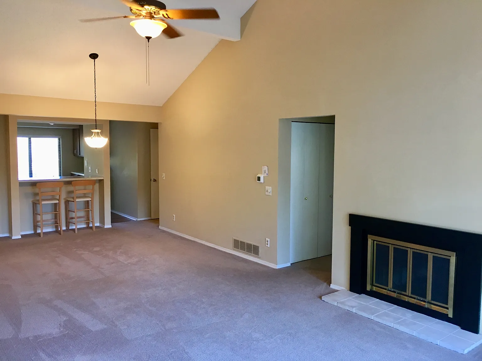 2160 Harbortown Cir photo 1