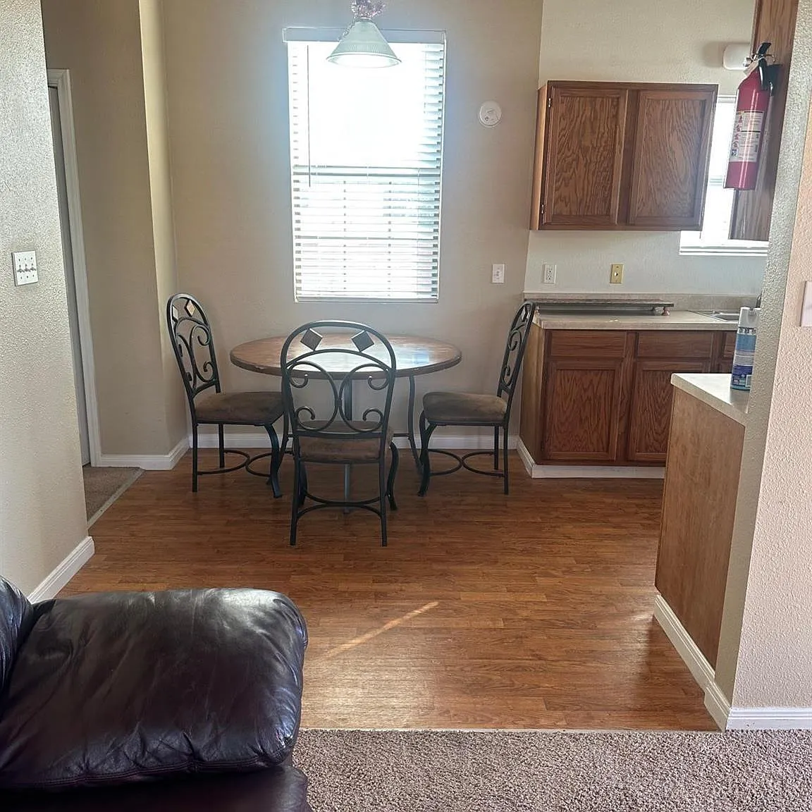 2 bed, 1.0 bath, 882 sqft, $1,350 — Photo 4