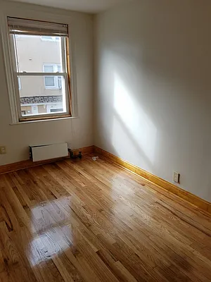 Rented by Space Link Realty | media 9