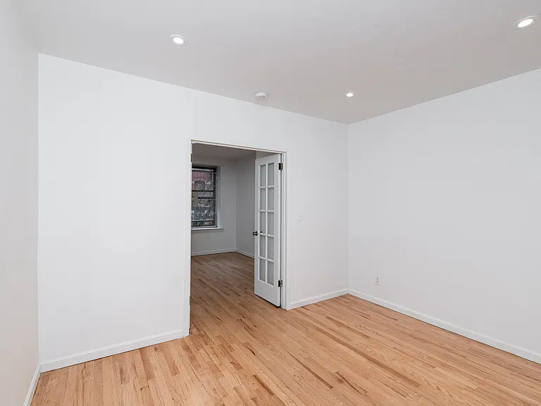 213 E 88th St #3FE — Photo 6