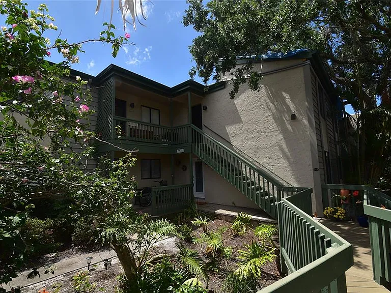 1512 Pelican Point Dr #BA264 — Photo 1