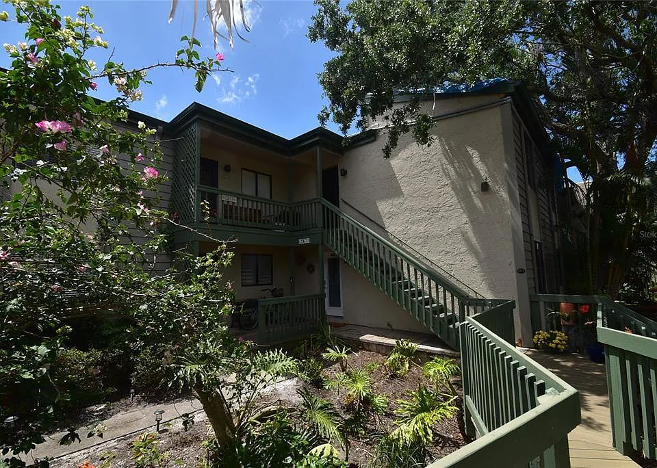 1512 Pelican Point Dr #BA264