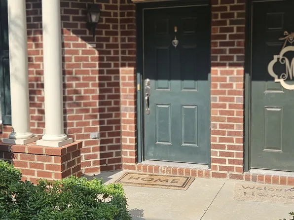 5312 Elston Ln, Virginia Beach, VA 23455