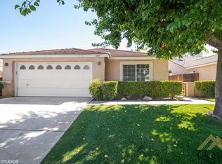 6915 Water Wheel Dr, Bakersfield, CA 93313