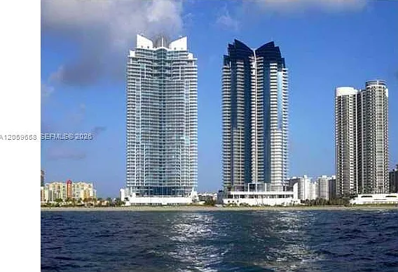 17121 Collins Ave #2108