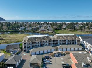 1108 S Holladay Dr #14, Seaside, OR