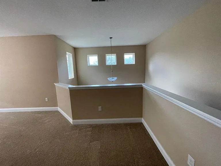 2745 Peony Dr — Photo 18