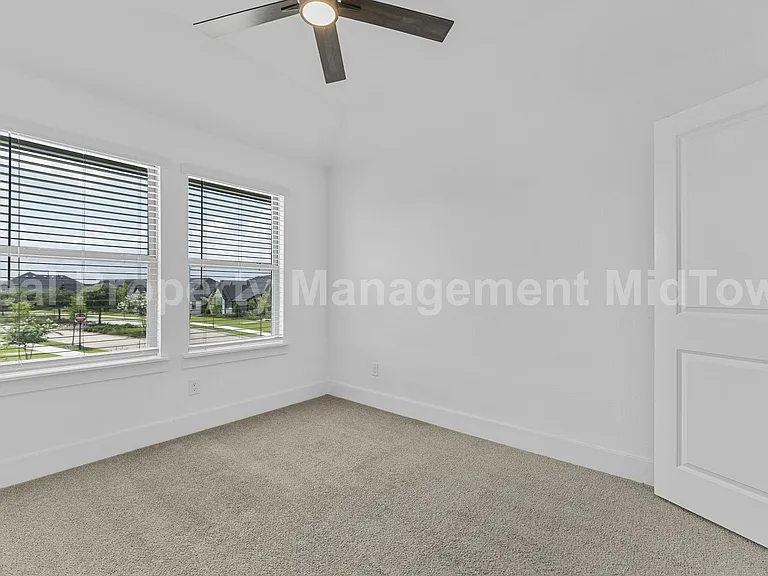 4518 Smokey Quartz Ln — Photo 13