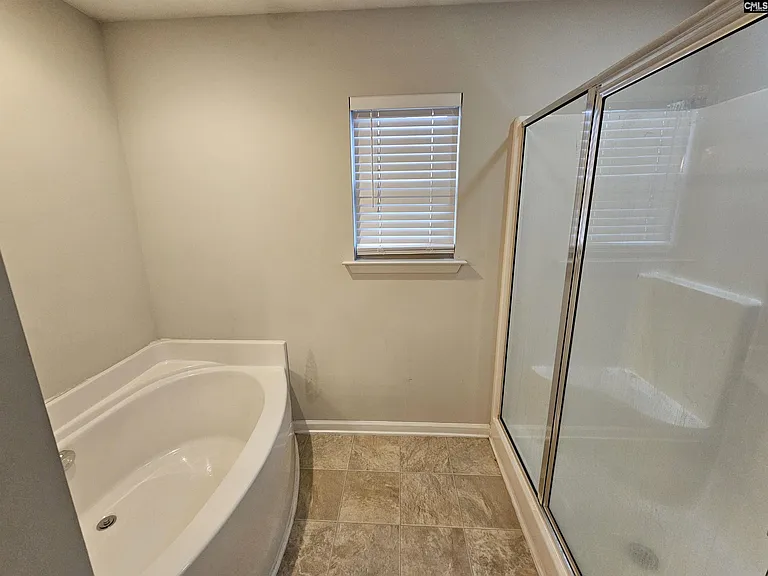 940 Yarrow Ln — Photo 13
