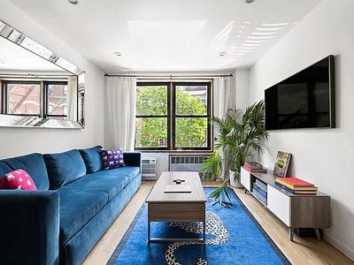 165 Christopher St APT 2K, New York, NY, 10014