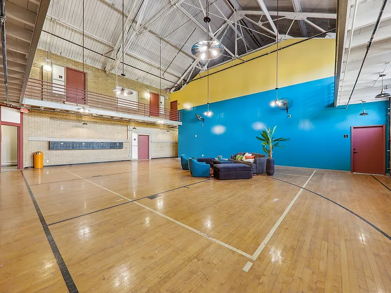 608 Loughborough Ave #25 — Photo 4