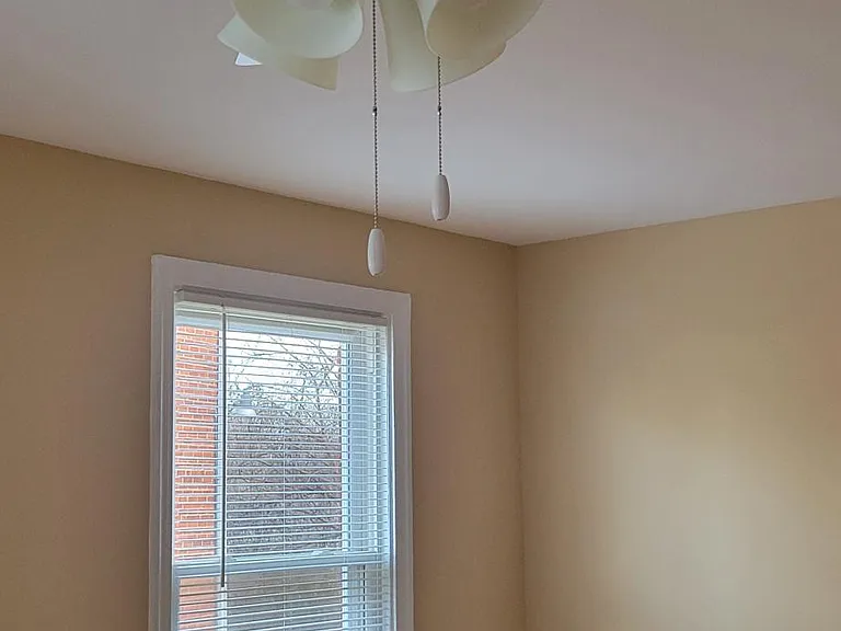814 Greenwood Cir #2 — Photo 17