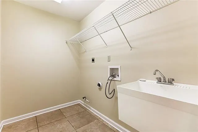 6638 General Haig St — Photo 13