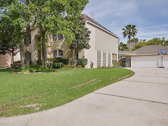 2nd image of 7623 Limber Bough Dr