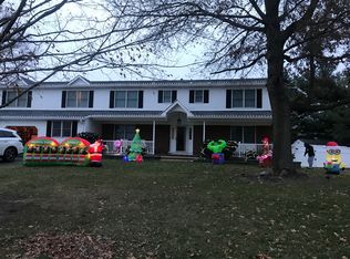 30 Deacon Dr, Hamilton, NJ 08619
