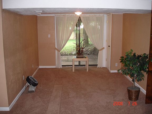 Finished walk-out basement