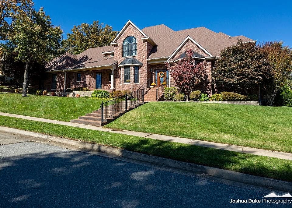 1st image of 2316 E Whispering Oaks Ln