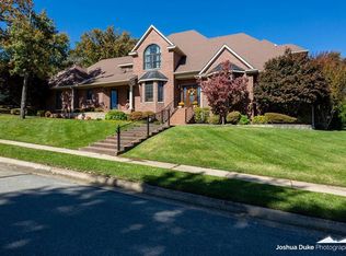 2316 E Whispering Oaks Ln, Fayetteville, AR 72701
