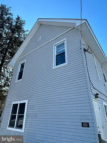 600 Main St #C Photo 1 600 Main St #C Photo 1