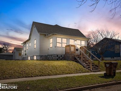 808 S 9th Ave, Marshalltown, IA, 50158