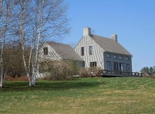 2215 The Bend Rd, Greensboro Bend, VT 05842