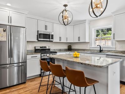 903 Charlton Ave, Charlottesville, VA, 22903