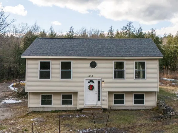 1244 Meredith Center Road, Laconia, NH 03246