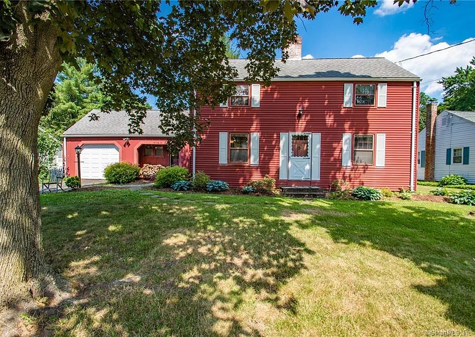 1st image of 76 Holland Ln