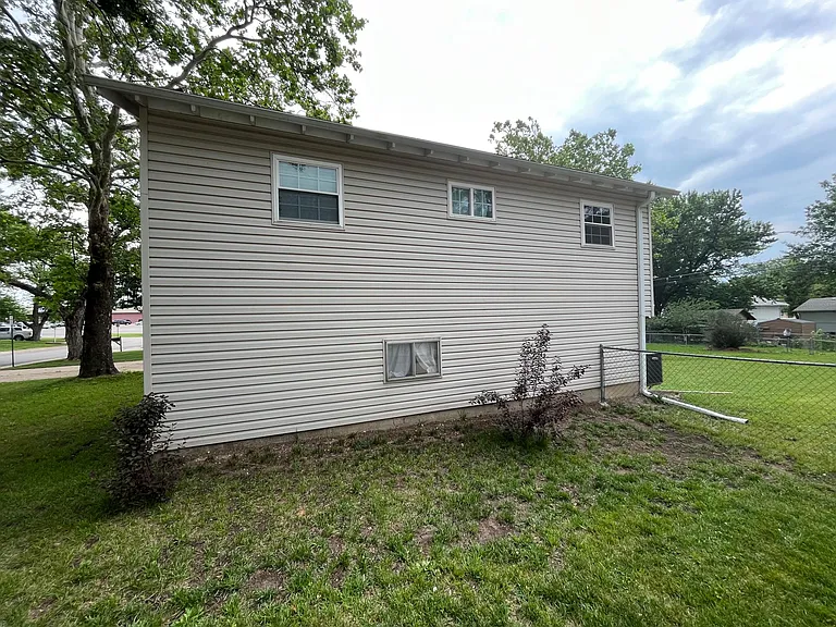 1342 Frontier Way — Photo 4