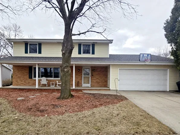 3119 N Peach Tree Ln, Appleton, WI 54911