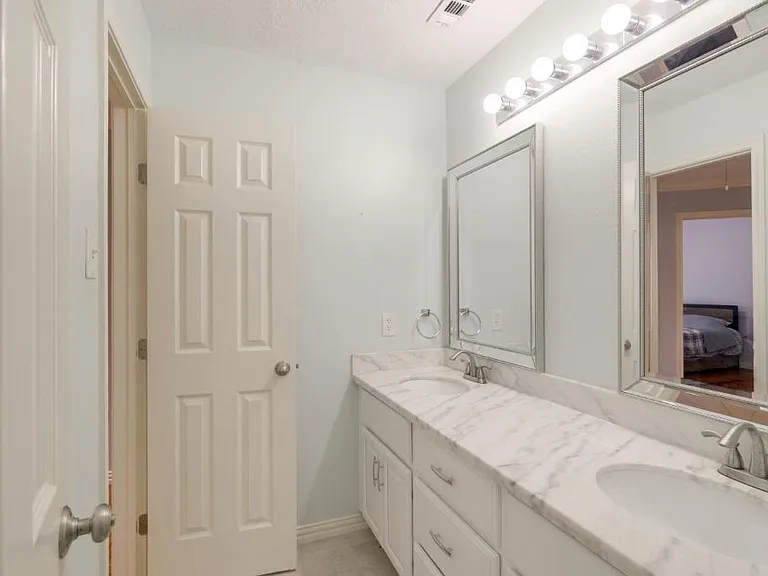 6610 Timber Square Ct — Photo 23